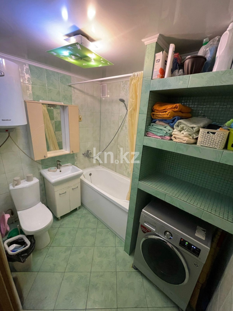 Продажа 4-комнатной квартиры, 76 м², ул. Дюсембекова, дом  37/2 - Продажа  четырехкомнатных квартир в Караганде с фото фото 9 из 9