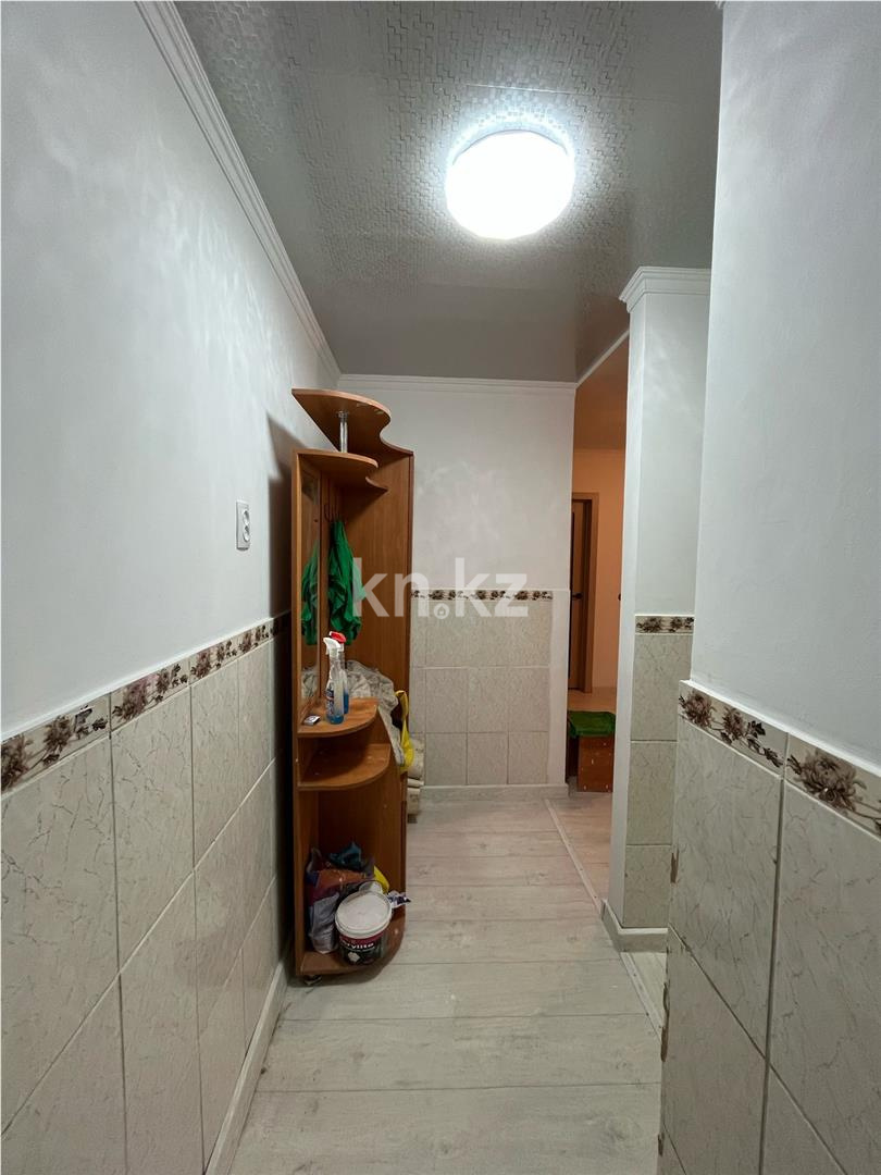 Продажа 3-комнатной квартиры, 43 м², мкр-н 15 в Караганде - фото 10