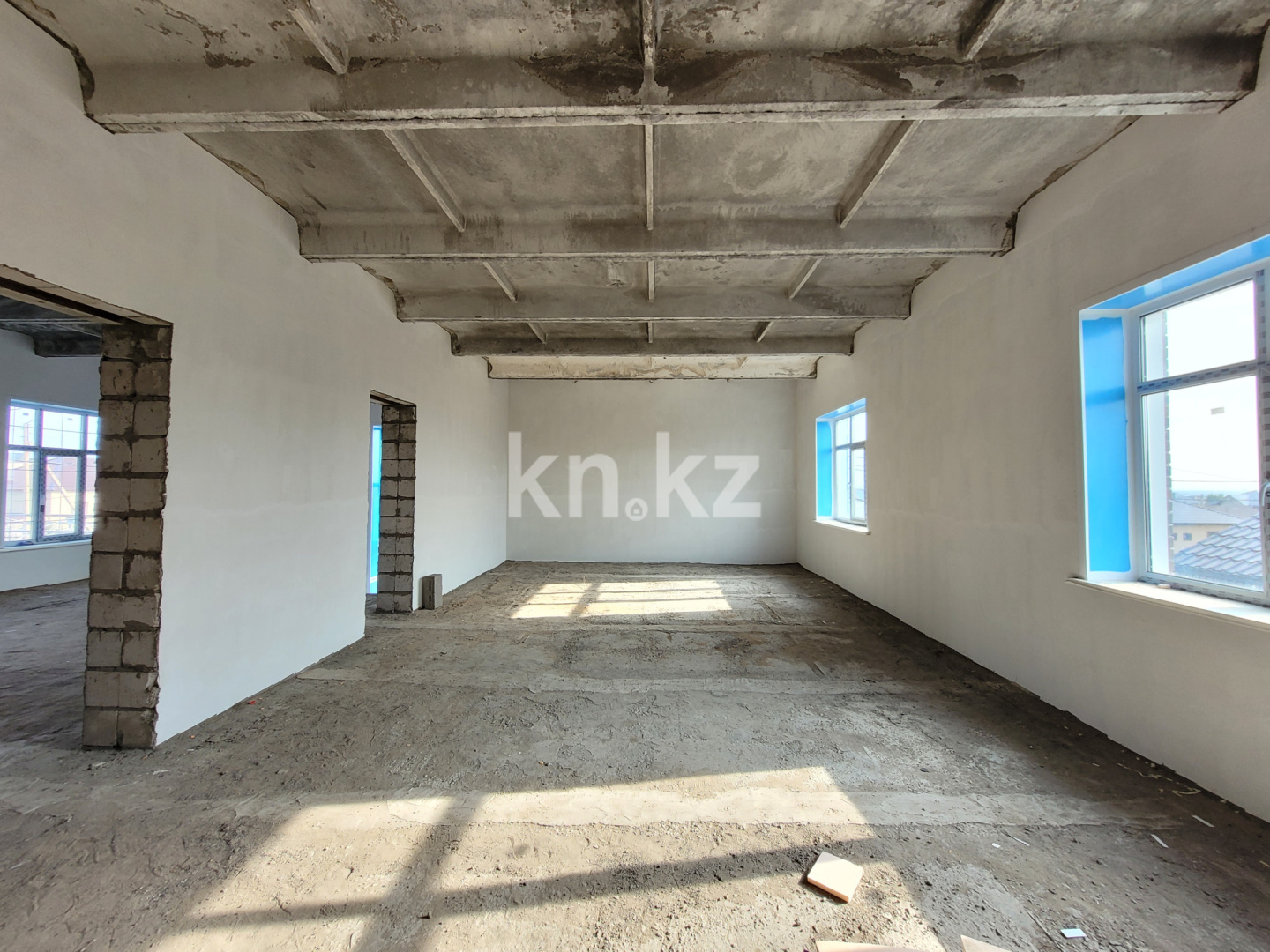 Продажа 6-комнатного дома, 288 м², ул. Ондасынова - Продажа домов, коттеджей в Караганде фото 8 из 18