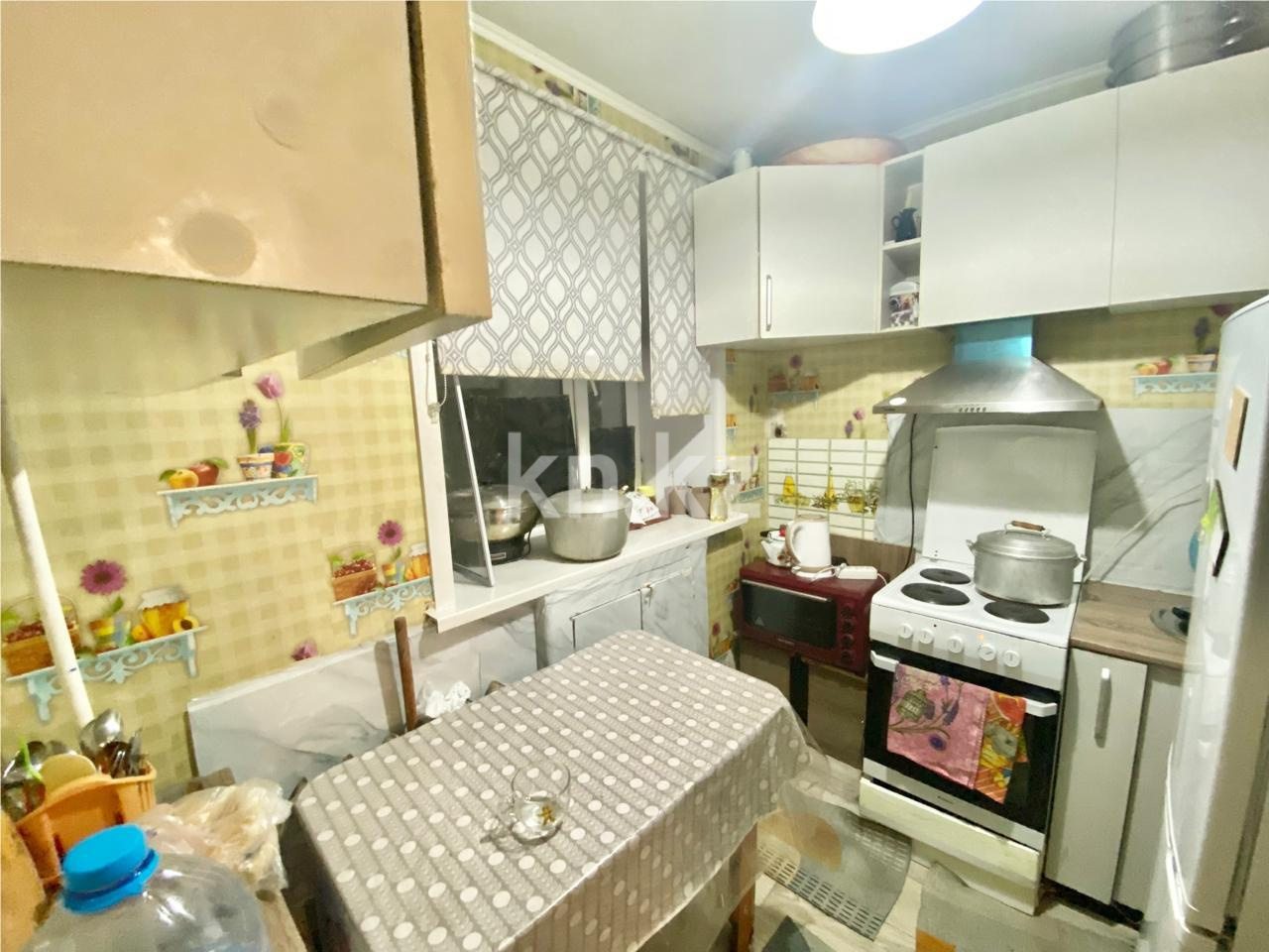 Продажа 3-комнатной квартиры, 63 м², мкр-н 14 - Продажа квартир в Караганде фото 7 из 11