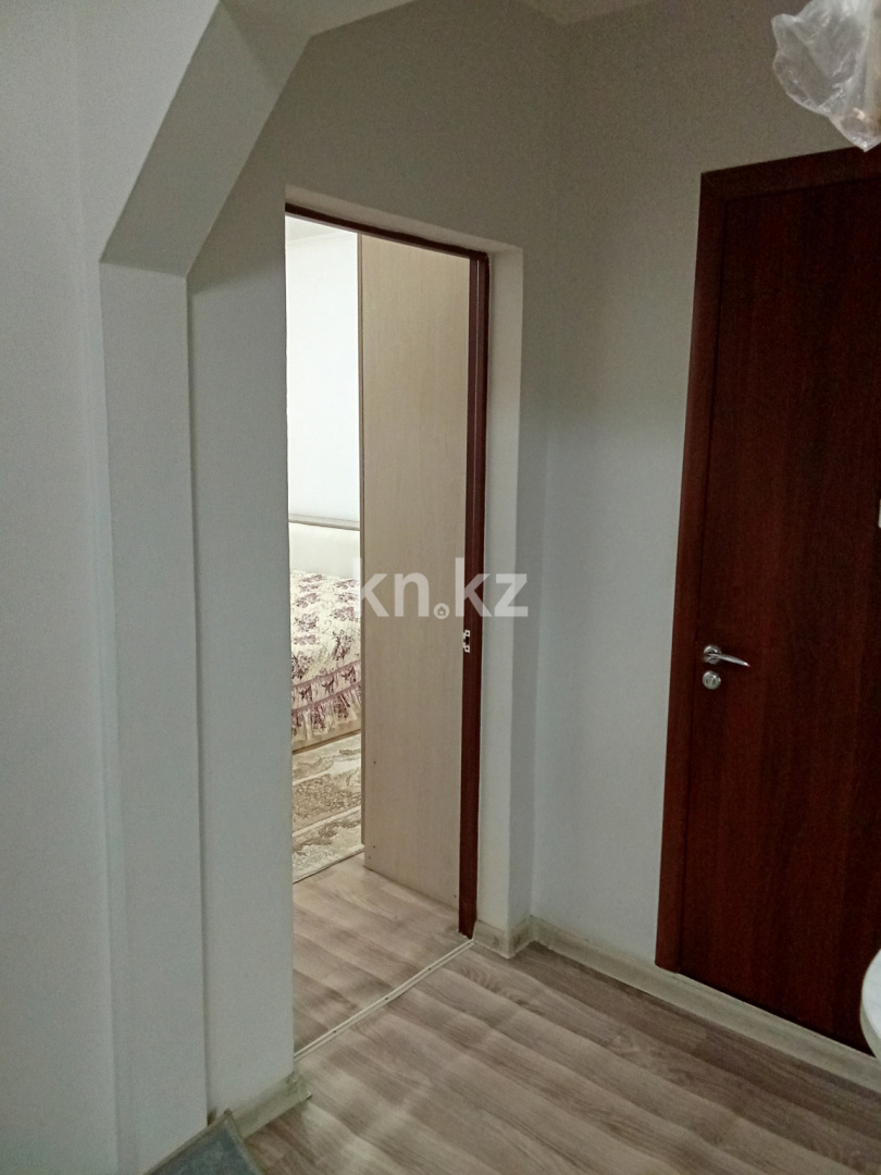 Продажа 3-комнатной квартиры, 63 м², мкр-н Степной-3, дом  7 в Караганде - фото 11