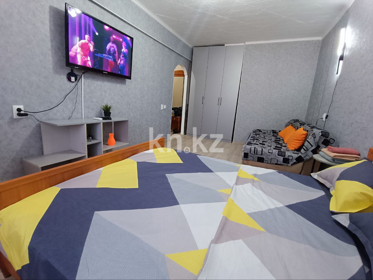 Аренда 1-комнатной квартиры посуточно, 31 м², Сабитовой, дом  23а - Продажа квартир в Балхаше фото 1 из 40