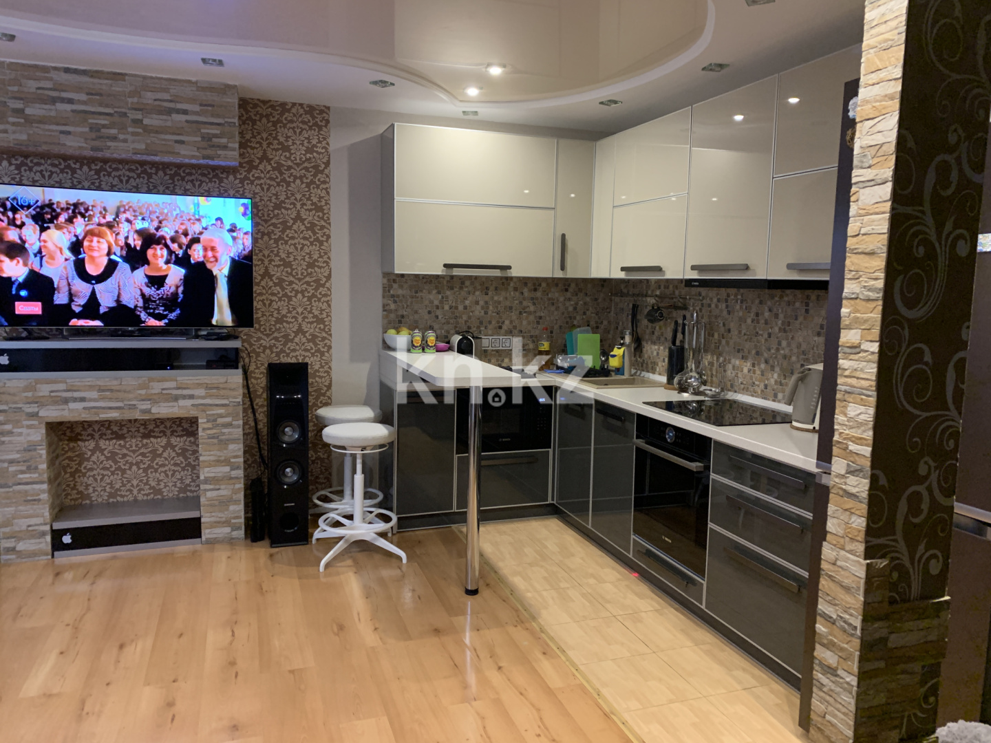 Продажа 3-комнатной квартиры, 67 м², ул. Крылова, дом  42 - Продажа квартир в Караганде фото 2 из 11