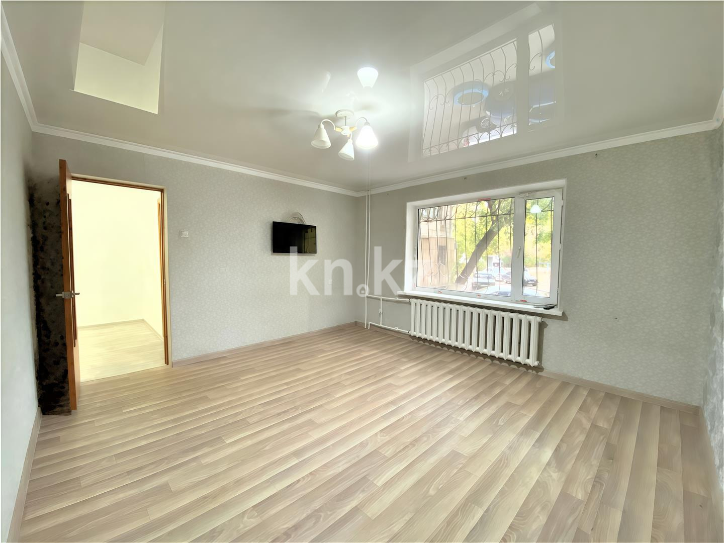 Продажа 3-комнатной квартиры, 61 м², мкр-н Степной-2, дом  4/4 в Караганде - фото 4