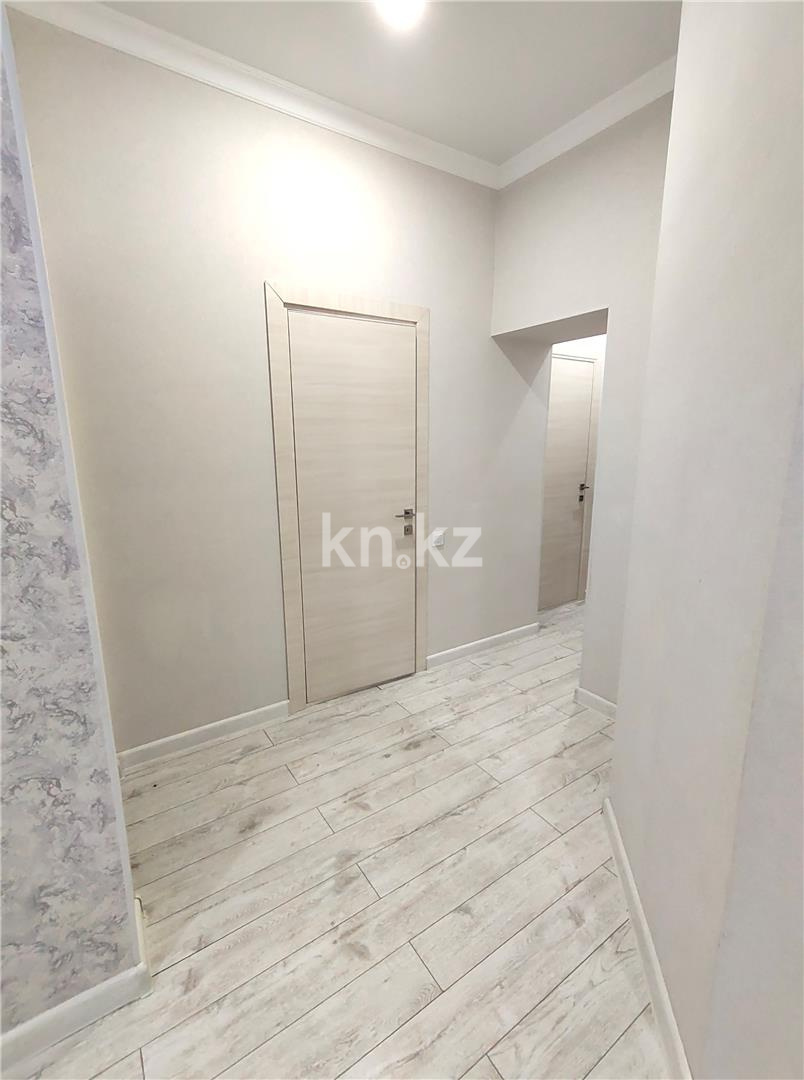 Продажа 3-комнатной квартиры, 74 м², мкр-н Степной-3, дом  1/4 в Караганде - фото 20