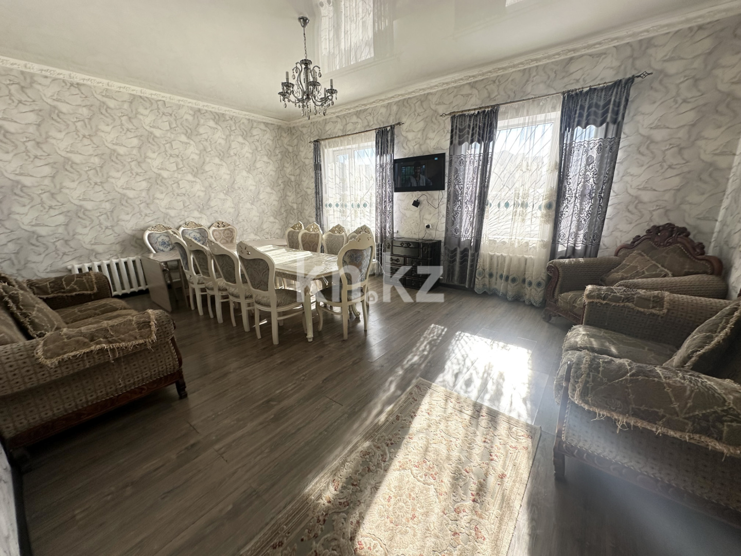 Продажа 5-комнатного дома, 212 м² - Продажа домов, коттеджей в Караганде фото 1 из 22