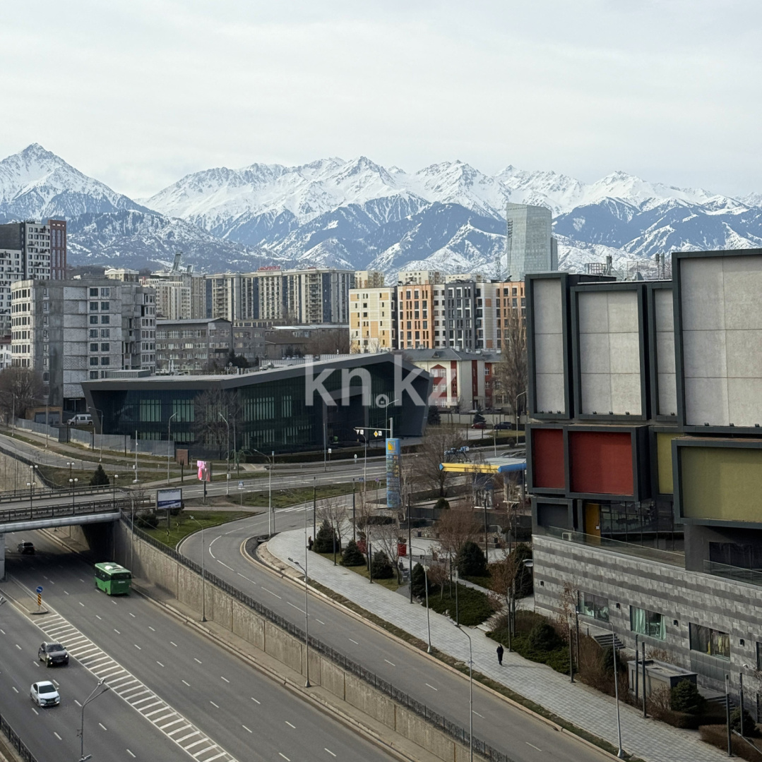 Продажа 3-комнатной квартиры, 108.3 м² в Алматы - фото 15