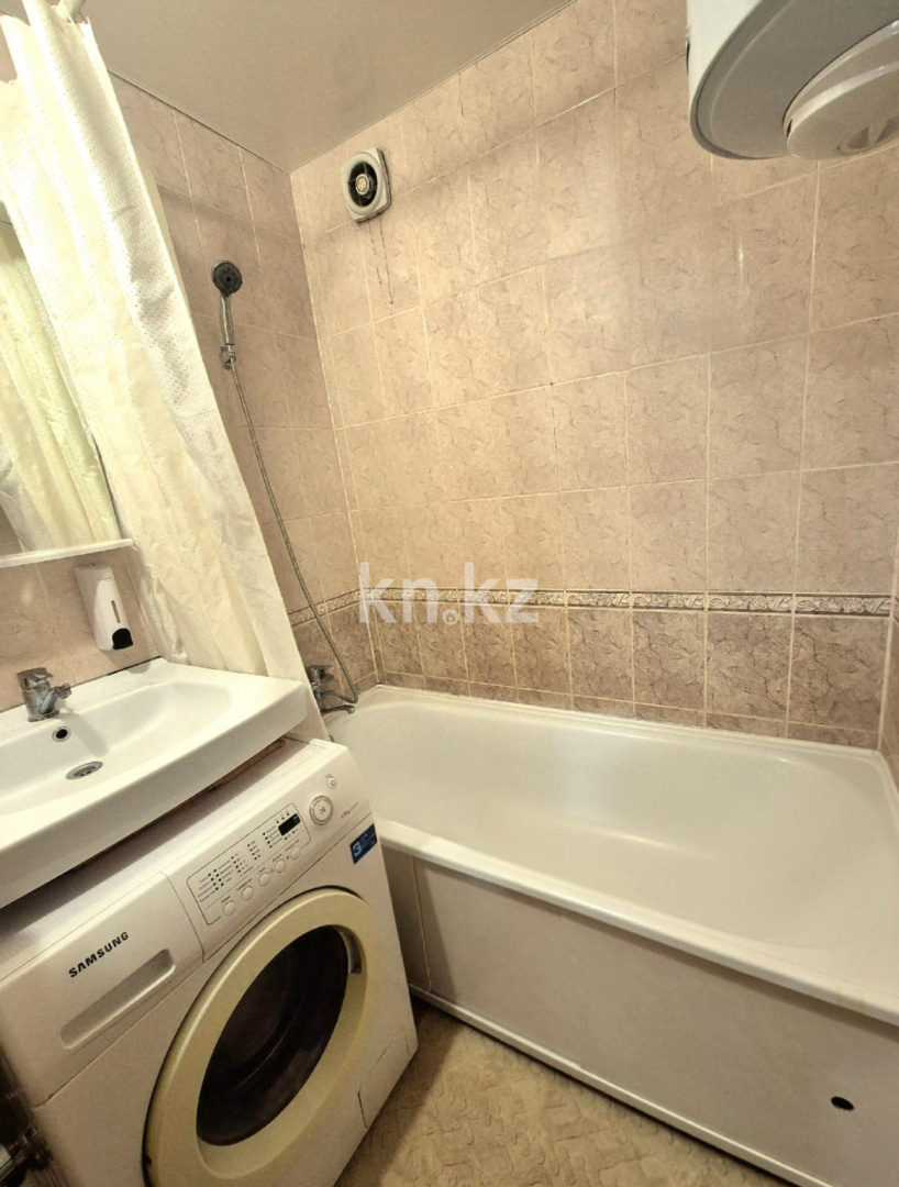 Продажа 1-комнатной квартиры, 40 м², пр. Бухар-жырау, дом  76 - Продажа квартир в Караганде фото 10 из 13