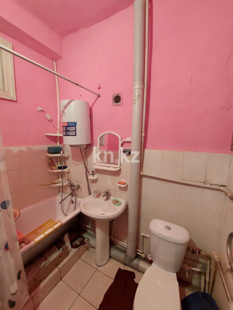 Продажа 3-комнатной квартиры, 63 м², ул. Жамбыла в Караганде - фото 6