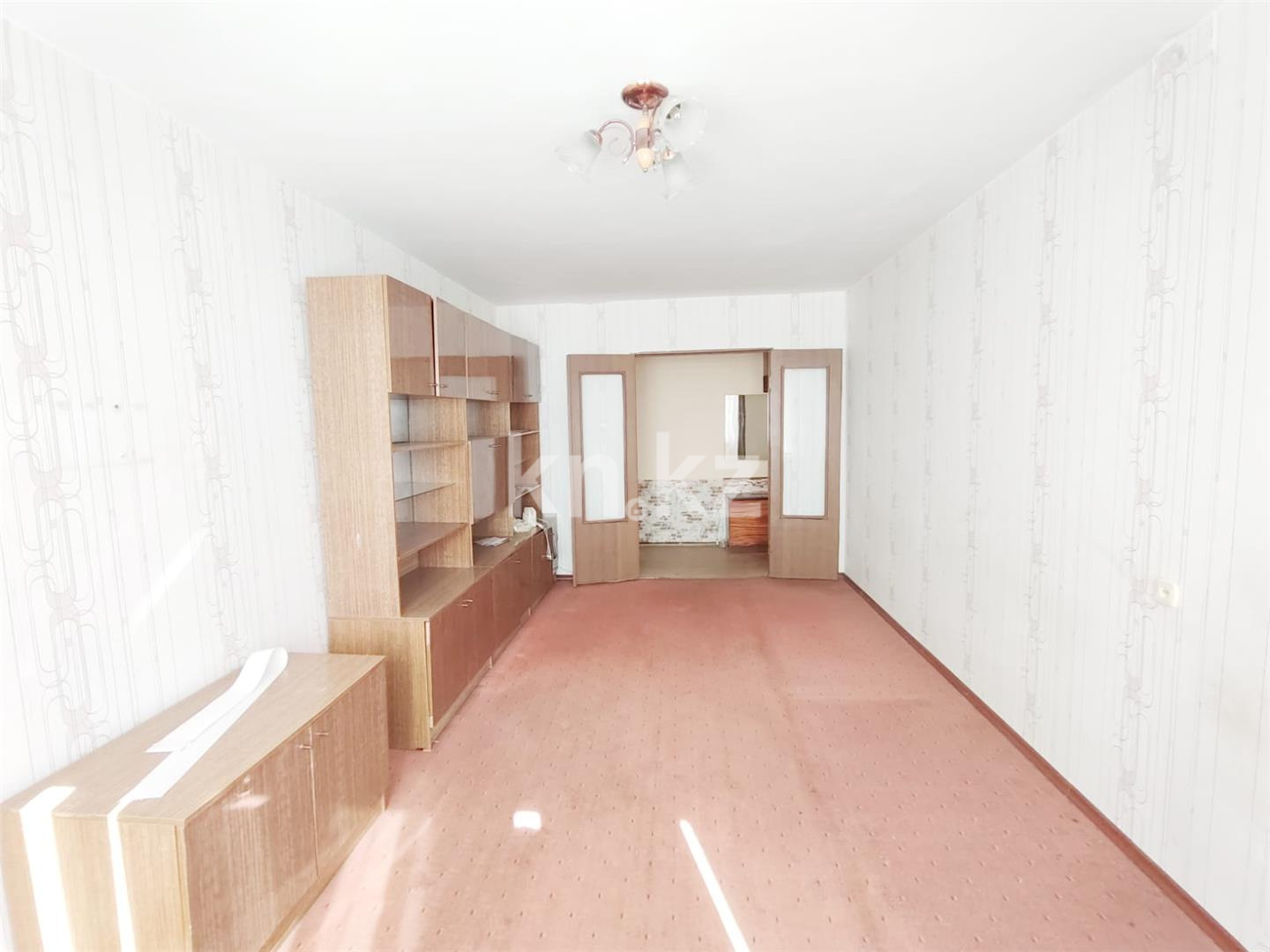 Продажа 3-комнатной квартиры, 65 м², мкр-н Восток-2 - Продажа квартир в Караганде фото 2 из 17