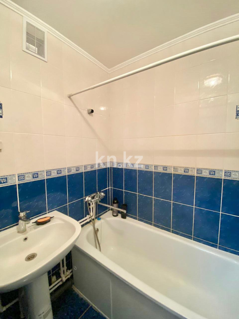 Продажа 2-комнатной квартиры, 52 м², пр. Шахтеров - Продажа  двухкомнатных квартир в Караганде фото 10 из 13