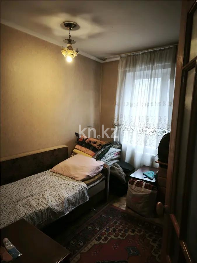 Продажа 2-комнатной квартиры, 42.5 м², 11 мкр., дом  22 в Алматы - фото 2