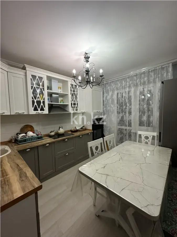 Продажа 3-комнатной квартиры, 97 м², ул. Бектурова, дом  4/4 в Астане - фото 2