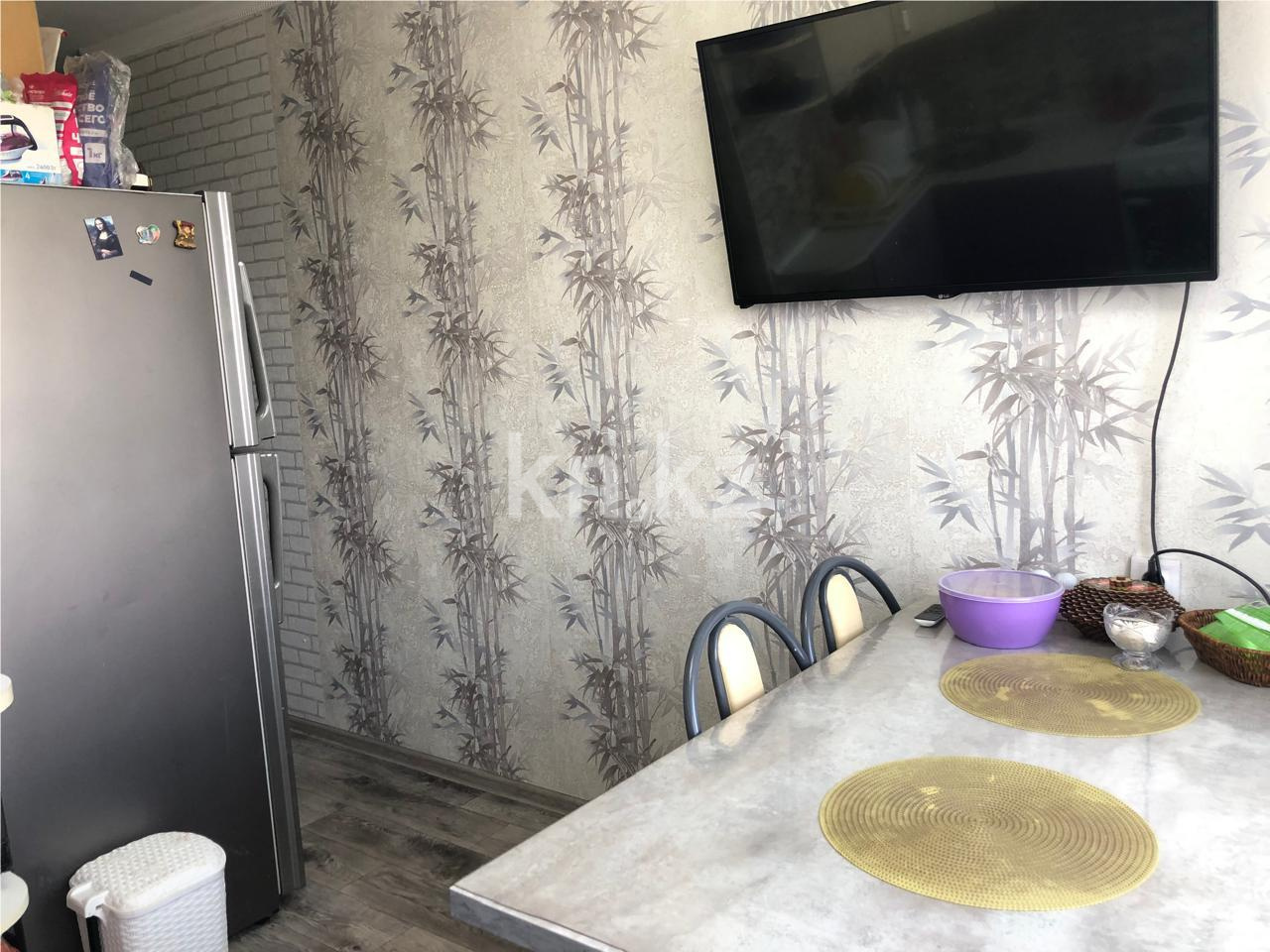 Продажа 2-комнатной квартиры, 52 м², мкр-н 15 в Караганде - фото 6