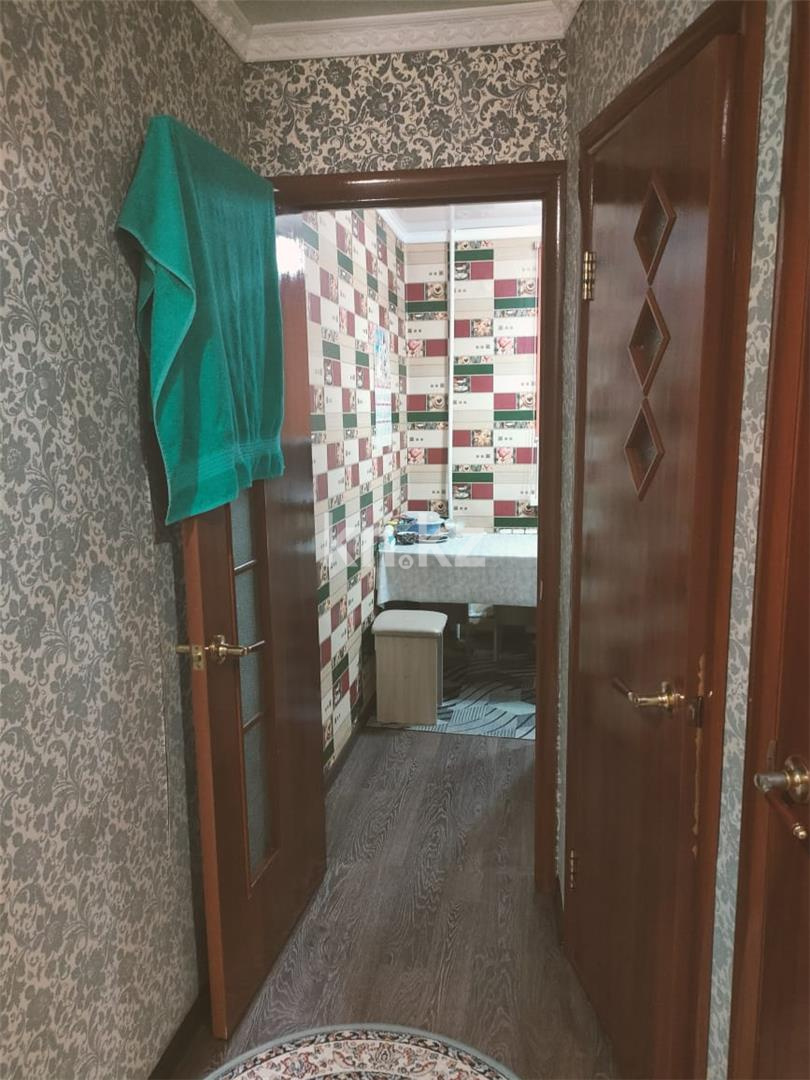 Продажа 3-комнатной квартиры, 60 м², ул. Жекибаева - Продажа  трехкомнатных квартир в Караганде фото 14 из 21