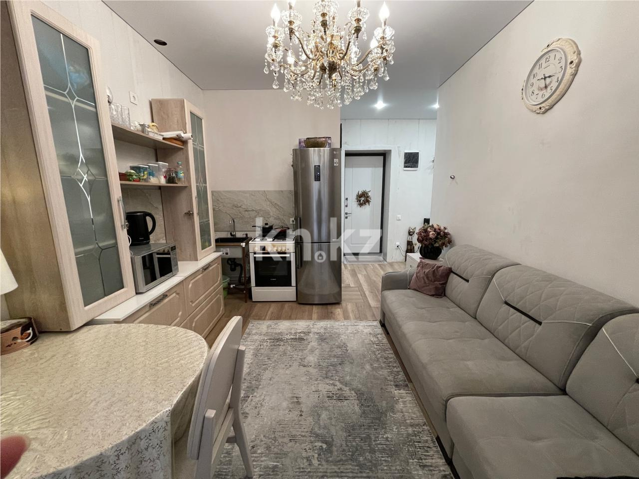 Продажа 2-комнатной квартиры, 62 м² - Продажа квартир в Караганде - страница 2 фото 2 из 14