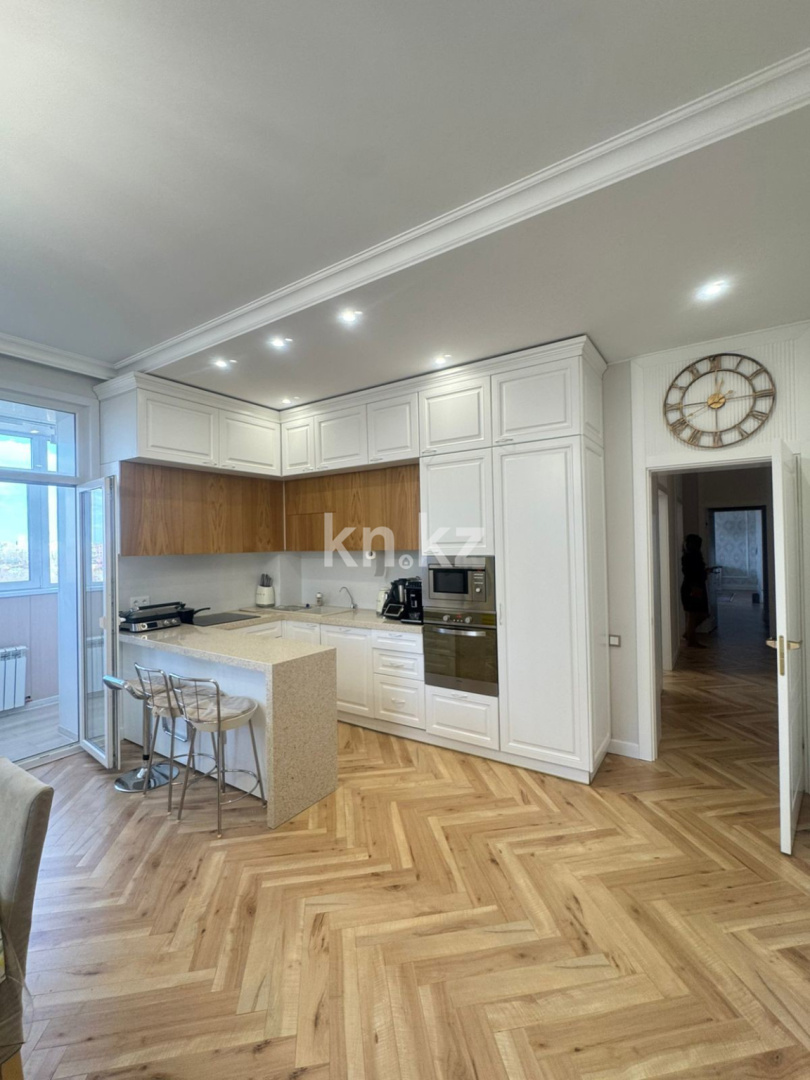 Продажа 4-комнатной квартиры, 175 м², ул. Жусан - Продажа квартир в Казахстане фото 10 из 28