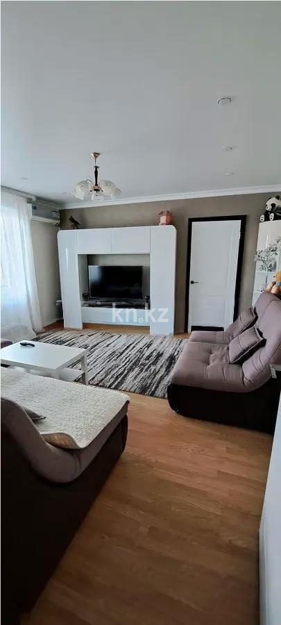 Продажа 4-комнатной квартиры, 76 м², мкр-н Голубые Пруды, дом  6 - Продажа  четырехкомнатных квартир в Караганде без посредников фото 1 из 6