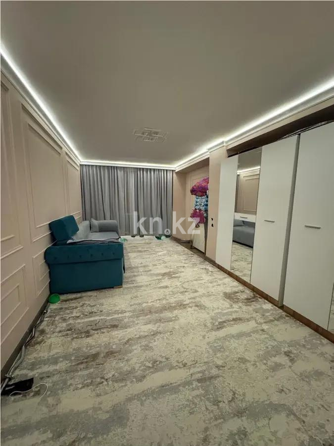 Продажа 3-комнатной квартиры, 97 м², ул. Тулебаева, дом  5 в Астане - фото 2