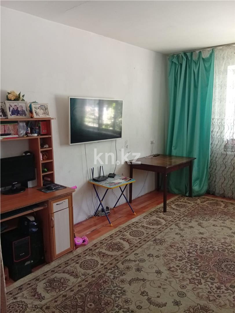 Продажа 2-комнатной квартиры, 52 м², мкр-н Шахтерский - Продажа  двухкомнатных квартир в Караганде фото 1 из 15
