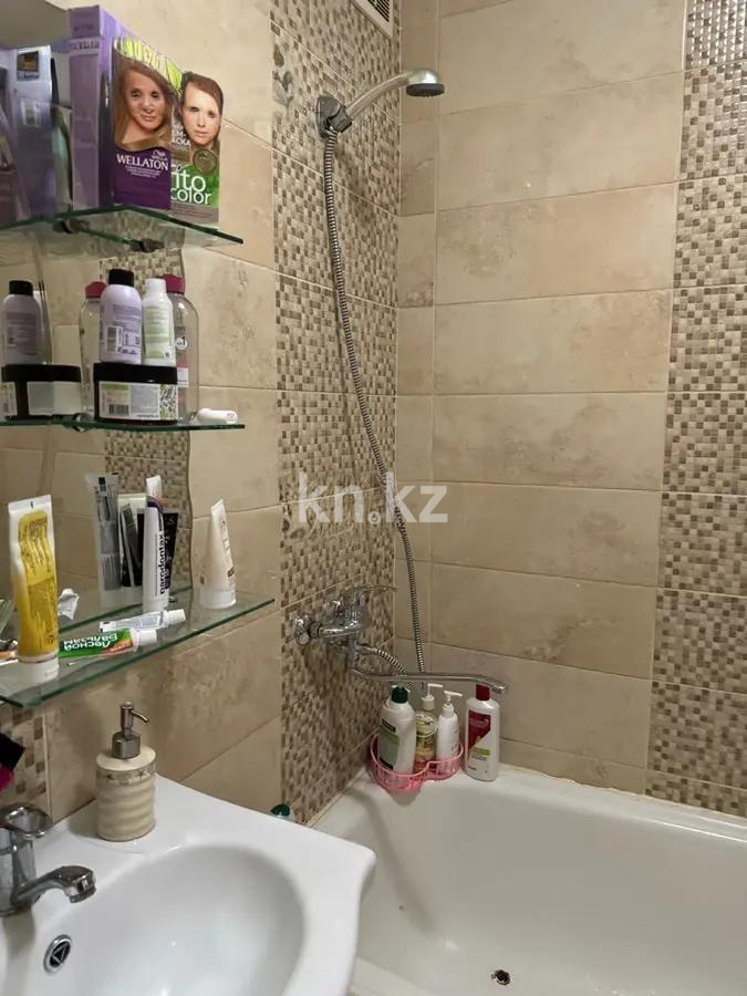 Продажа 3-комнатной квартиры, 63 м², мкр-н Степной-4, дом  24 - Продажа жилой и коммерческой недвижимости в Караганде фото 4 из 6