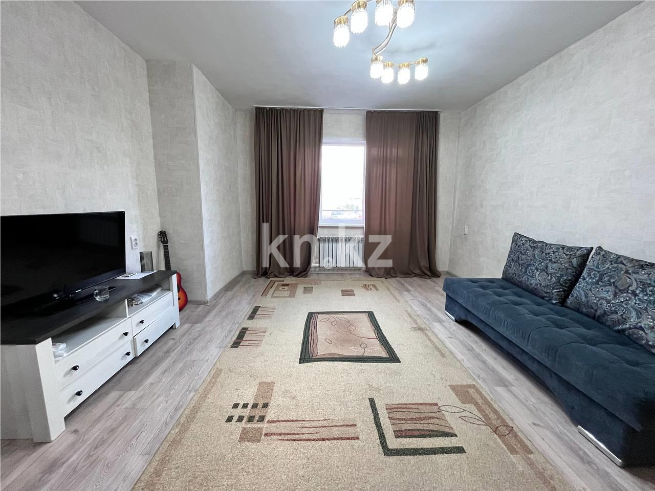 Продажа 2-комнатной квартиры, 63 м², пр. Шахтеров, дом  74 - Продажа  двухкомнатных квартир в Караганде фото 1 из 20