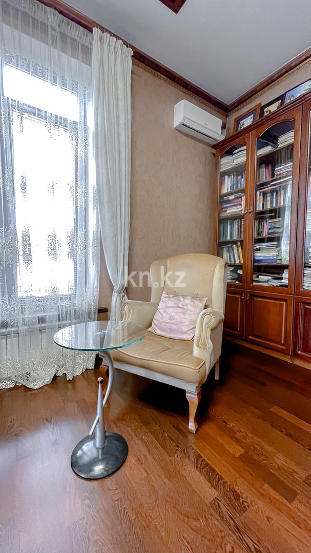 Аренда 6-комнатного дома, 380 м² - Аренда недвижимости в Алматы фото 11 из 19