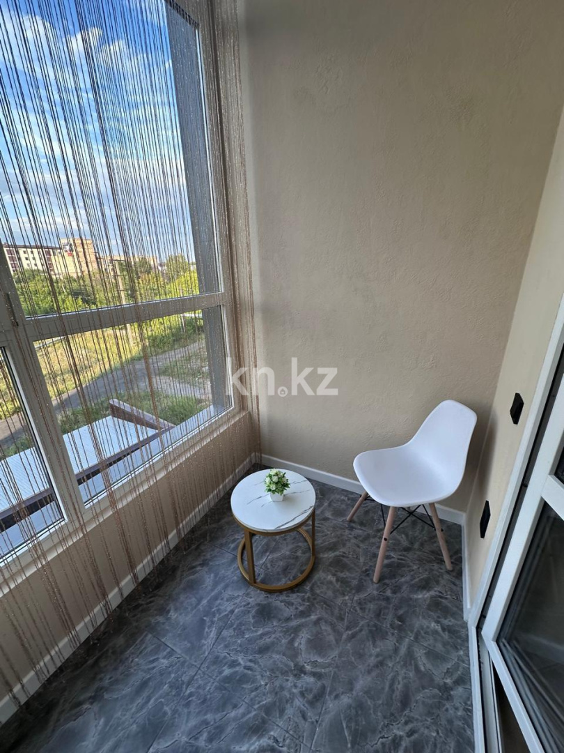 Продажа 2-комнатной квартиры, 72 м², ул. Муканова, дом  41/25 в Караганде - фото 10