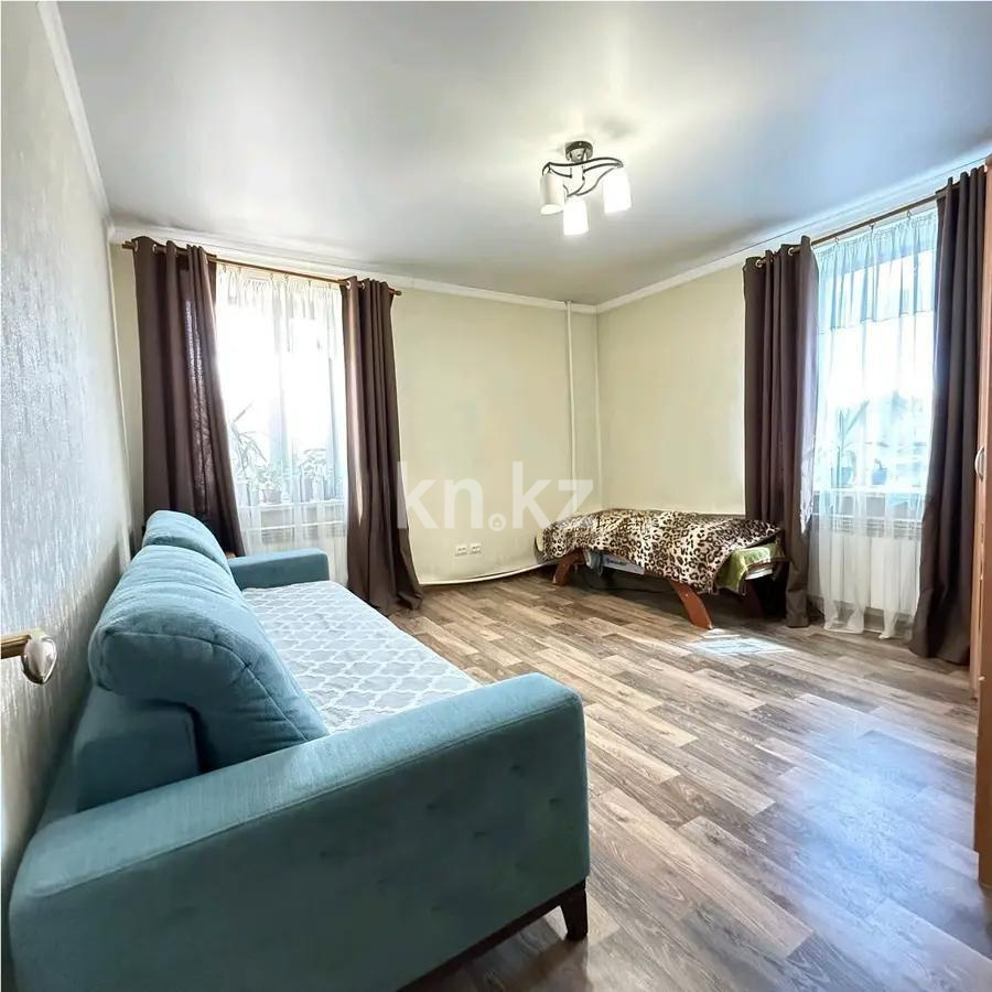 Продажа 3-комнатной квартиры, 79 м² - Продажа квартир от собственников в Караганде фото 1 из 7