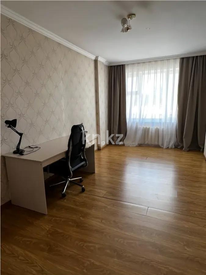 Продажа 2-комнатной квартиры, 59 м², ул. Туркестан, дом  4 в Астане