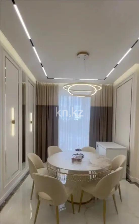 Продажа 4-комнатной квартиры, 120 м², ул. Бухар жырау, дом  27 в Астане - фото 2