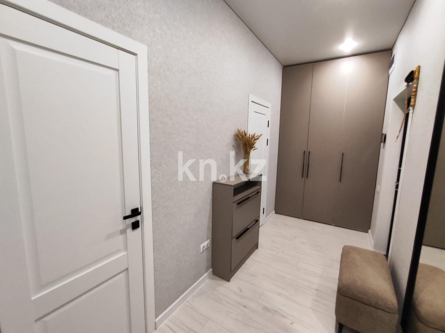 Продажа 3-комнатной квартиры, 70 м², ул. Ашимова - Продажа  трехкомнатных квартир в Караганде фото 29 из 34