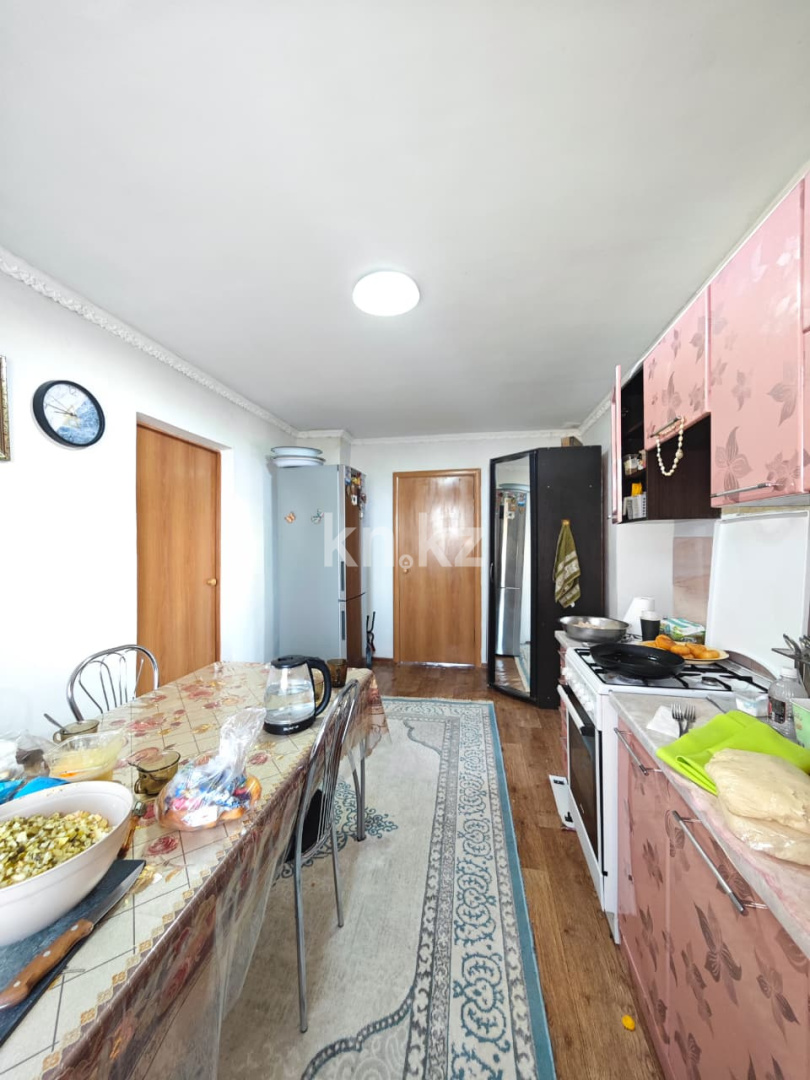Продажа 3-комнатного дома, 105 м², ул. Молдавская - Продажа квартир в Караганде фото 7 из 19