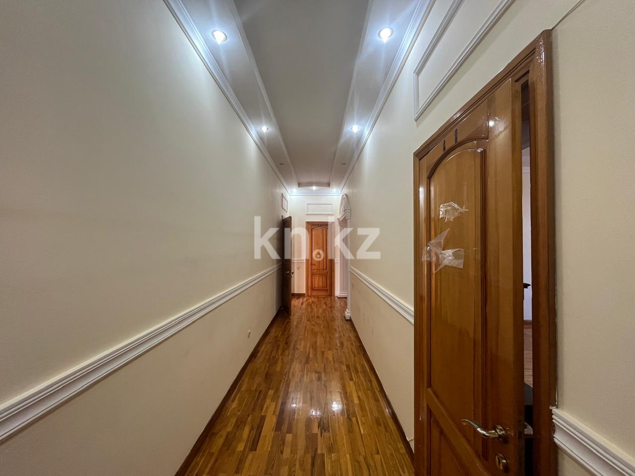 Продажа 8-комнатного дома, 450 м² в Астане - фото 16