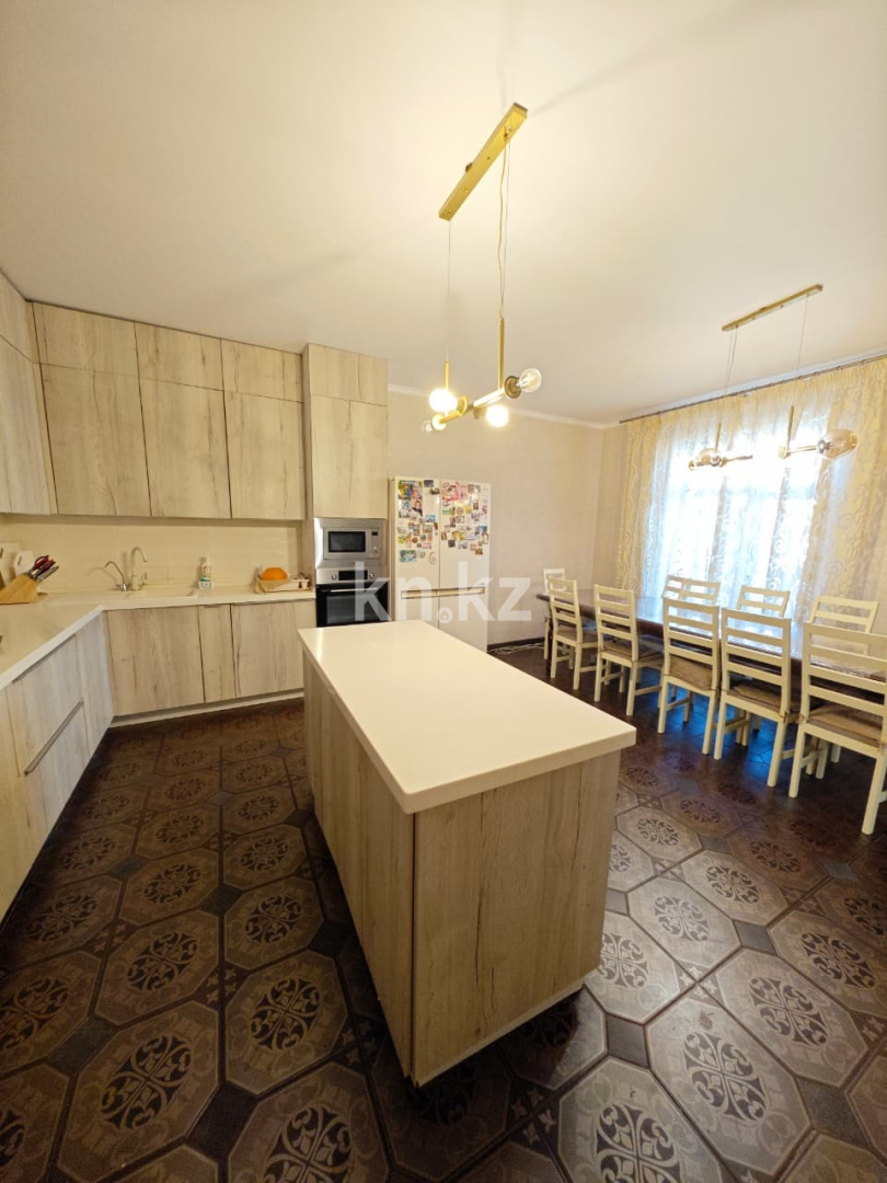 Продажа 7-комнатного дома, 450 м² в Караганде - фото 8