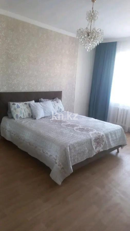 Продажа 3-комнатной квартиры, 80 м², пр. Шахтеров, дом  74 в Караганде - фото 3