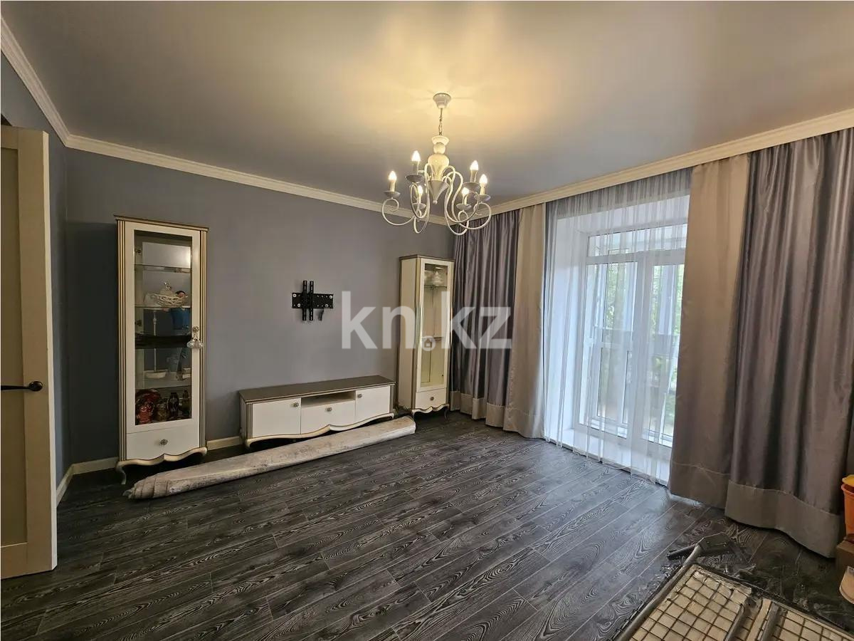 Продажа 3-комнатной квартиры, 72 м², ул. Жакенова, дом  6 - Продажа квартир в Сарани фото 1 из 4