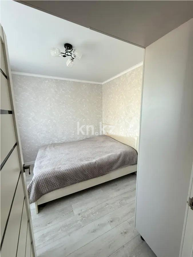 Продажа 4-комнатной квартиры, 63 м², мкр-н 14, дом  1 - Продажа  четырехкомнатных квартир в Караганде фото 2 из 6