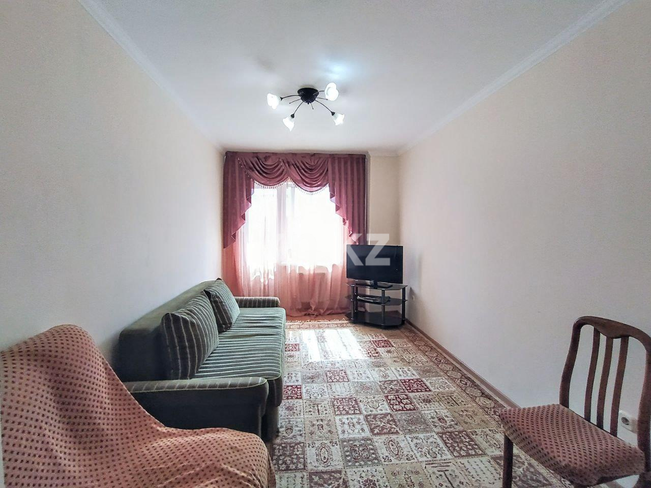 Продажа 2-комнатной квартиры, 54 м², пр. Республики - Продажа  двухкомнатных квартир в Караганде фото 1 из 11