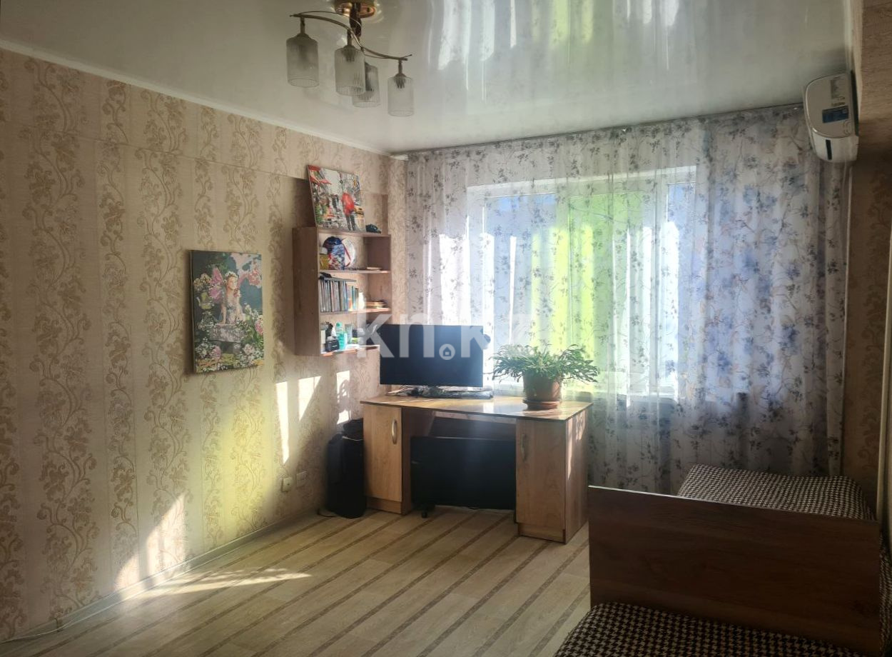 Продажа 3-комнатной квартиры, 72.3 м², Гагарина бульвар, дом  19/1 - Продажа  трехкомнатных квартир в Усть-Каменогорске фото 11 из 35