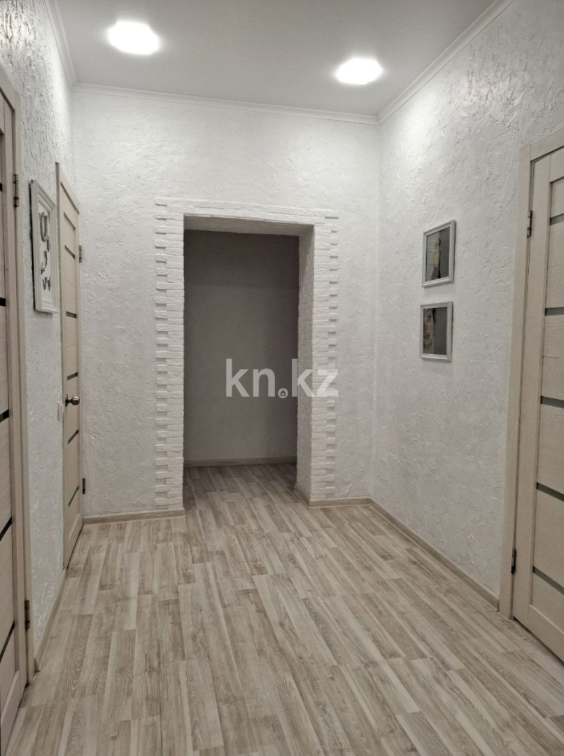 Продажа 3-комнатной квартиры, 85.3 м² - Продажа жилой и коммерческой недвижимости в Усть-Каменогорске фото 14 из 15