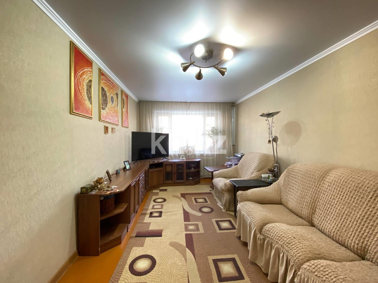 Продажа 3-комнатной квартиры, 62 м², мкр-н 22 - Продажа квартир в Караганде фото 1 из 10