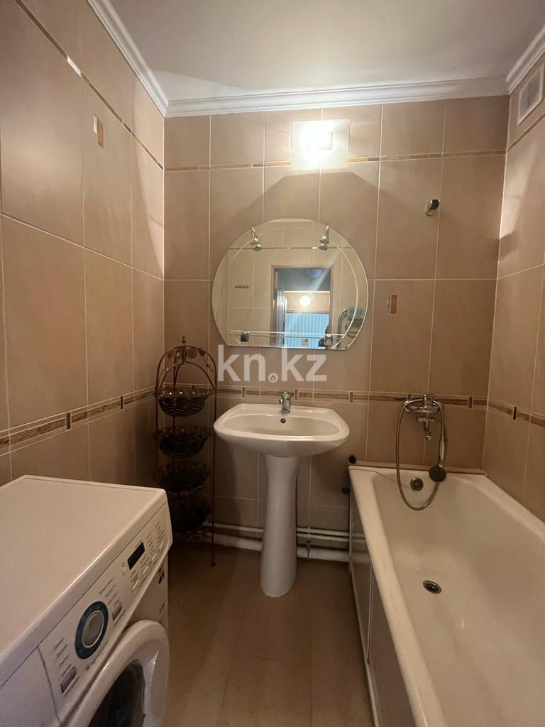 Продажа 2-комнатной квартиры, 54 м², мкр-н Орбита-1 в Караганде - фото 9