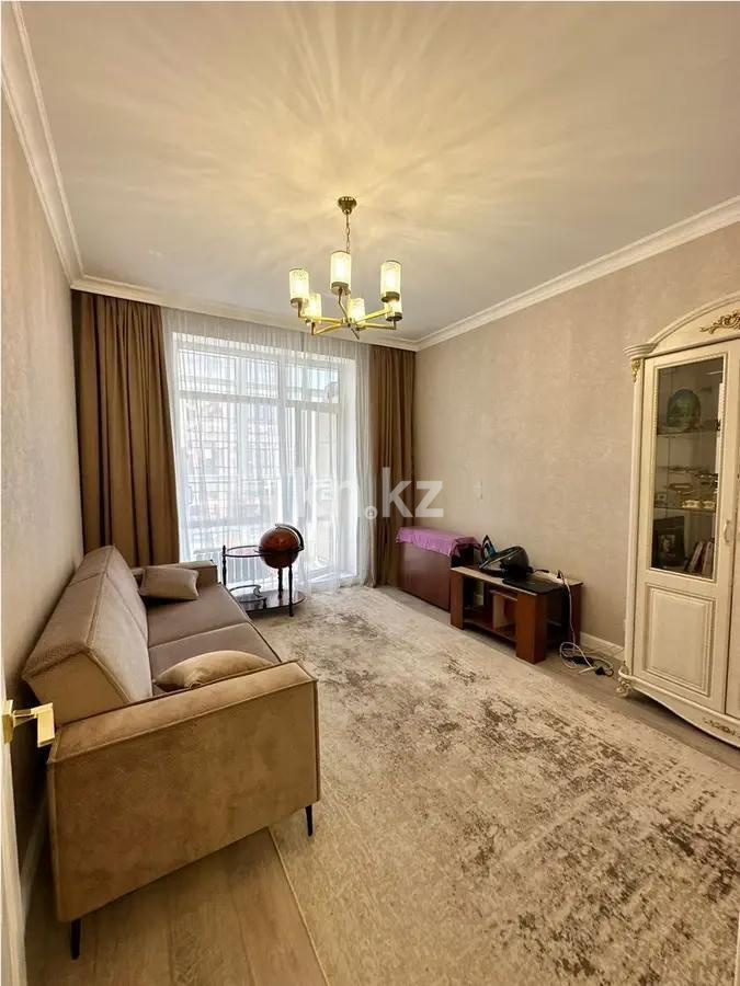 Продажа 5-комнатной квартиры, 160 м², ул. Муканова, дом  41/24 - Продажа  пятикомнатных квартир в Караганде фото 2 из 9