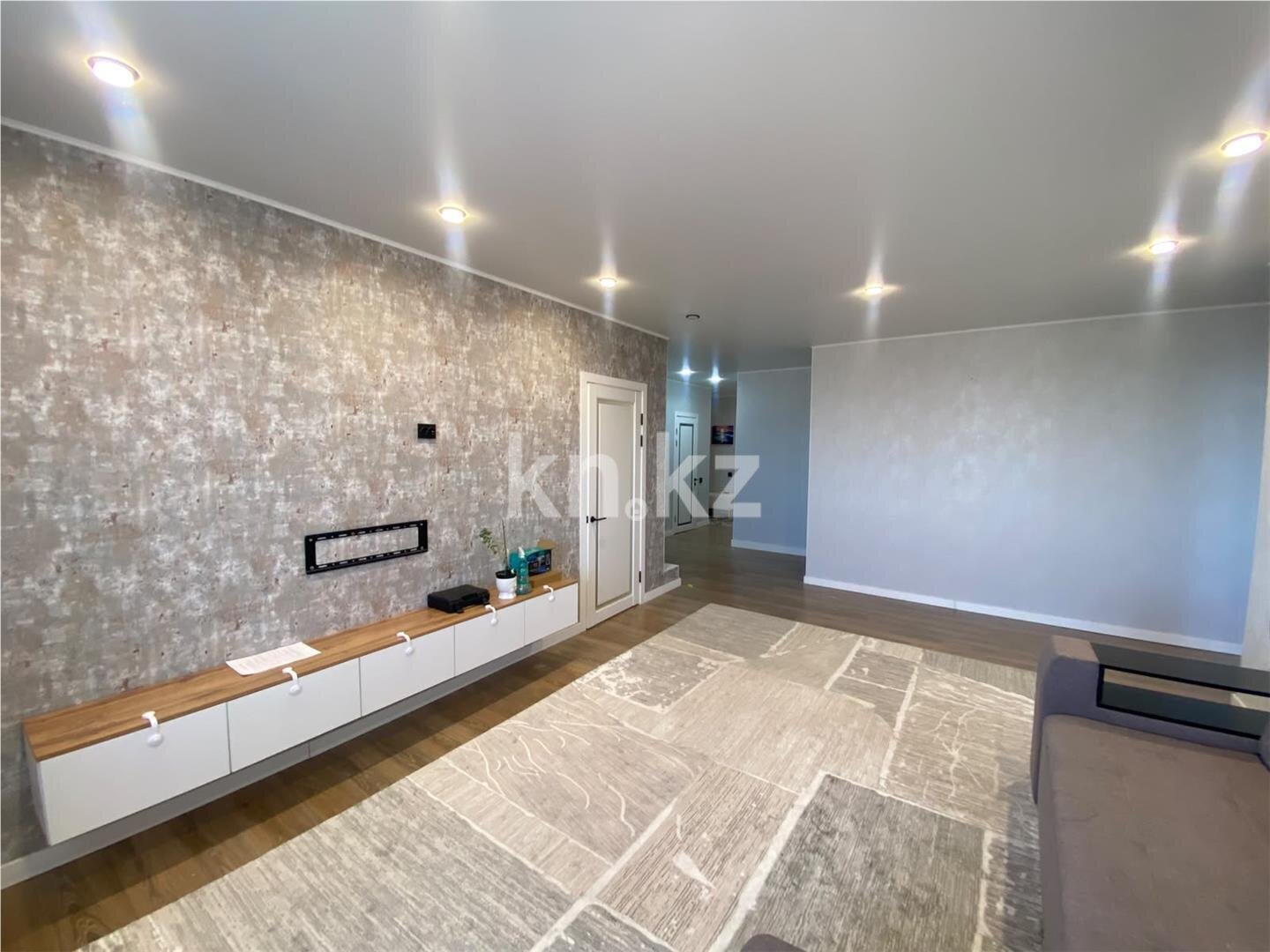 Продажа 3-комнатной квартиры, 81 м² в Караганде - фото 2