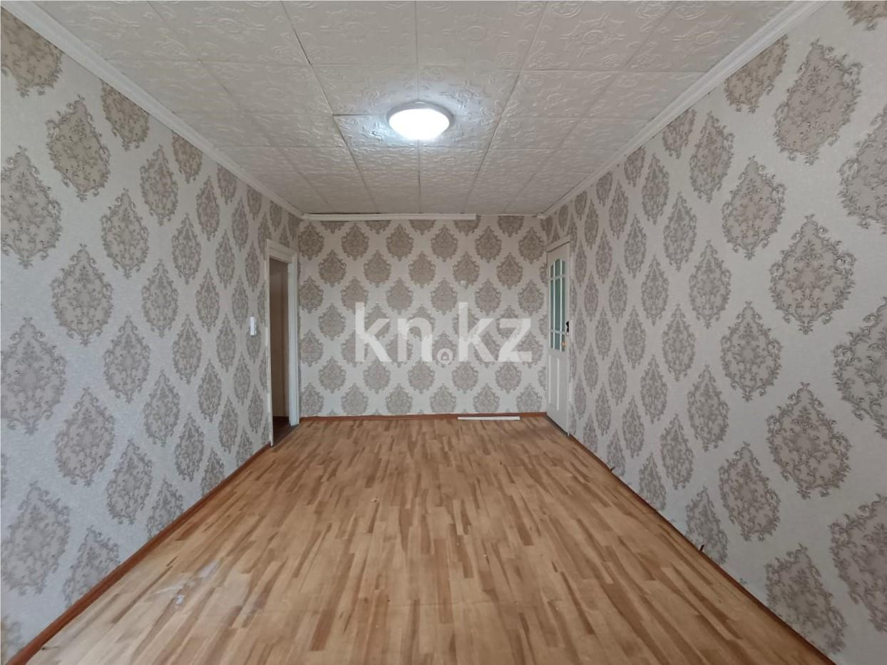 Продажа 2-комнатной квартиры, 43 м², 16 мкр. - Продажа квартир в Караганде с фото фото 2 из 11