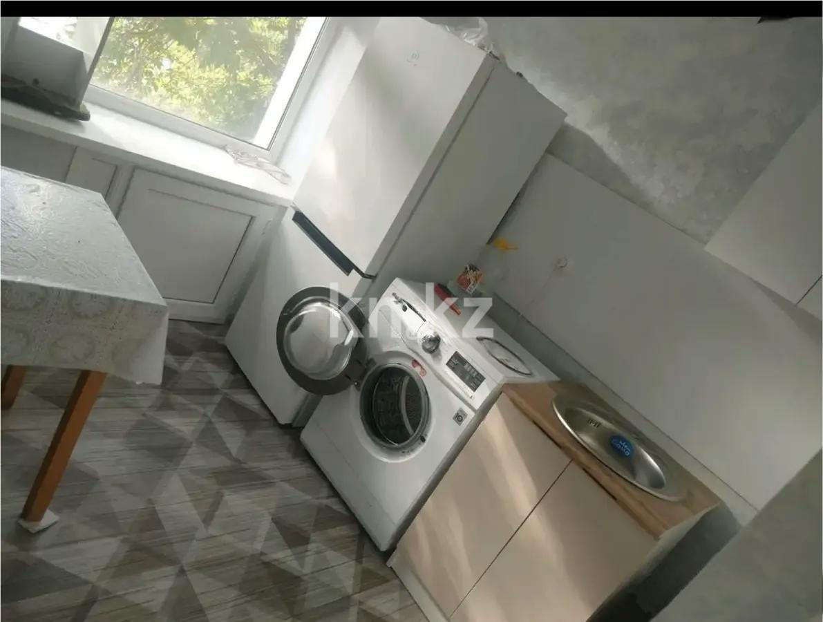 Продажа 1-комнатной квартиры, 33 м², мкр-н 17, дом  46 - Продажа  однокомнатных квартир в Караганде фото 2 из 3