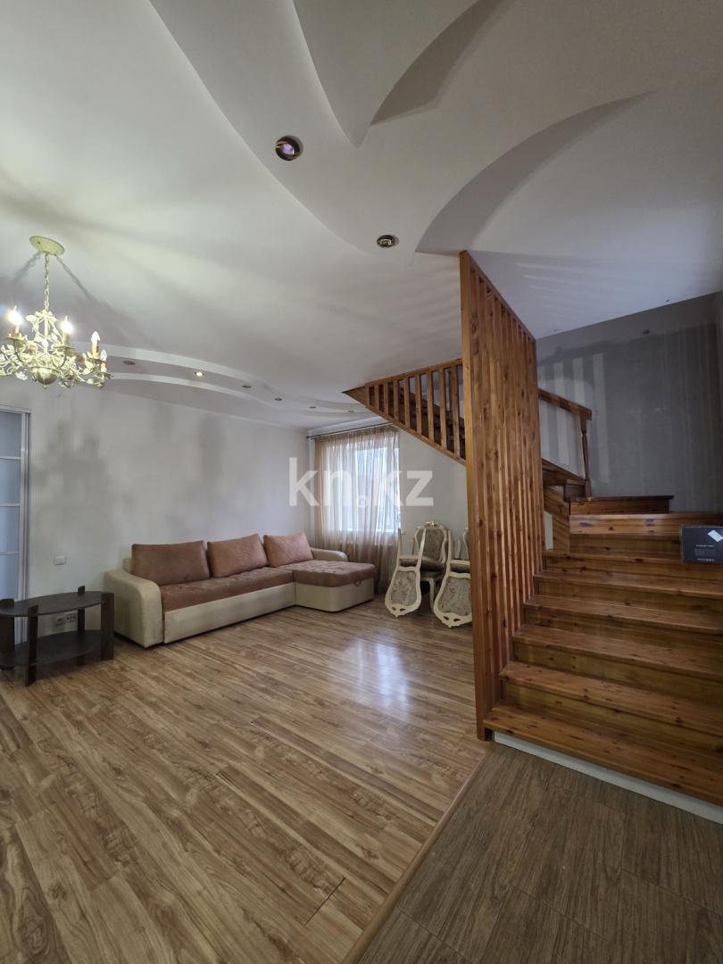 Аренда 6-комнатного дома, 200 м² - Недвижимость в Казахстане - страница 29 фото 1 из 3