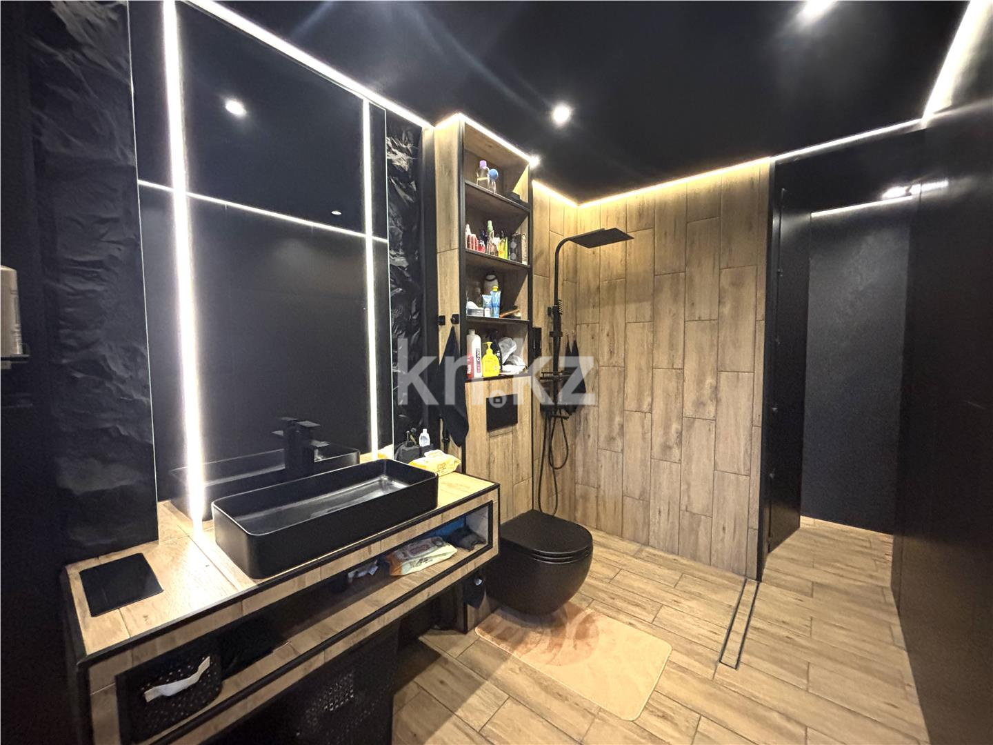 Продажа 3-комнатной квартиры, 65 м² - Продажа квартир в Караганде - страница 3 фото 15 из 18