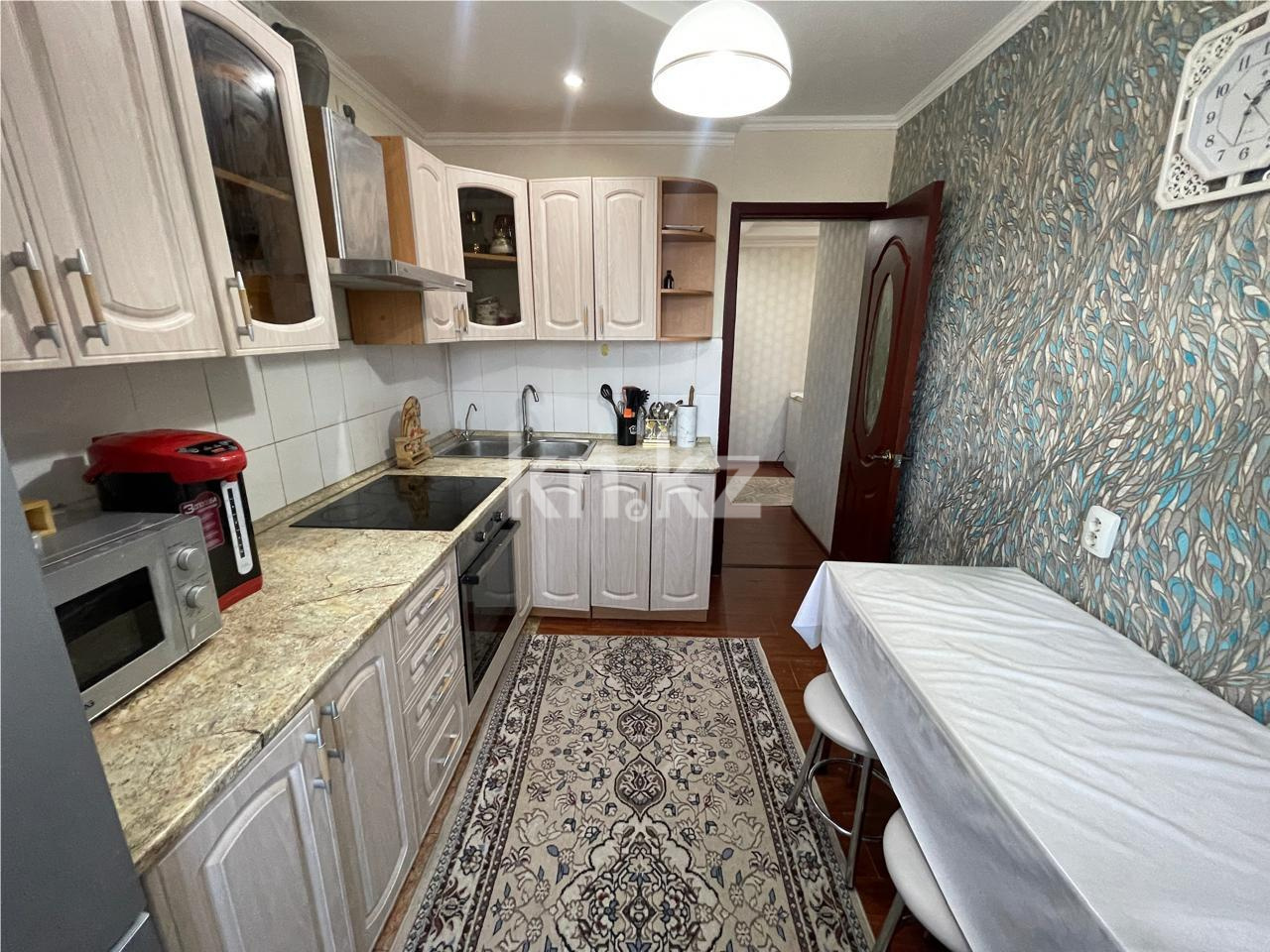 Продажа 4-комнатной квартиры, 73 м², ул. Гапеева - Продажа  четырехкомнатных квартир в Караганде фото 14 из 25